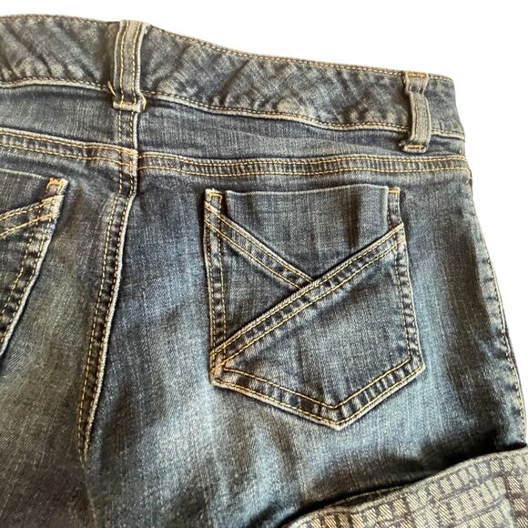 Tommy Hilfiger Shorts Girls 16 Low Rise Cuffed Denim Stretch (W28 L2) - Picture 12 of 12